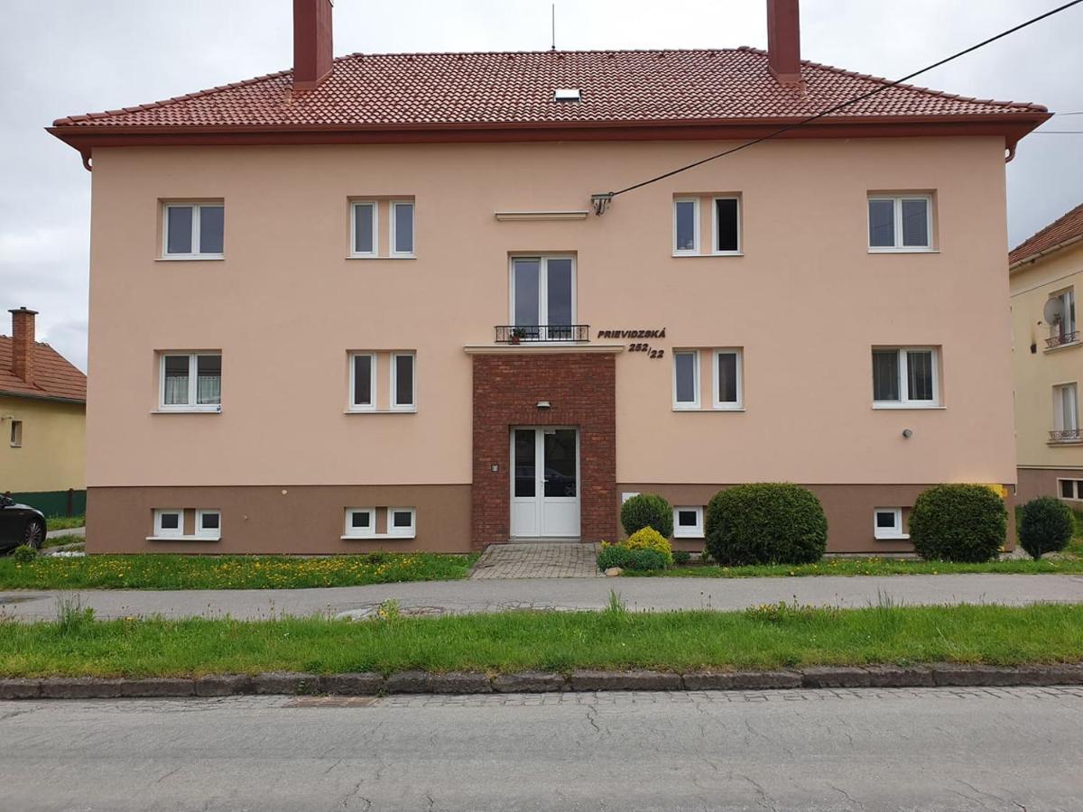 Apartman Lana Бойнице Екстериор снимка